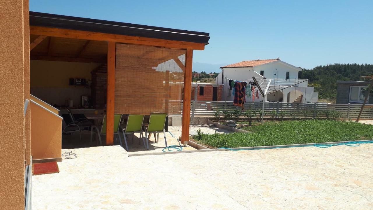 Merjem Apartman Vir